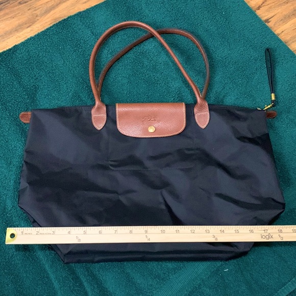 Longchamp Handbags - Black Longchamp bag